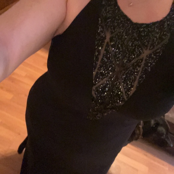 Size 14 Halter Style Black Classy Evening Gown - Picture 9 of 11